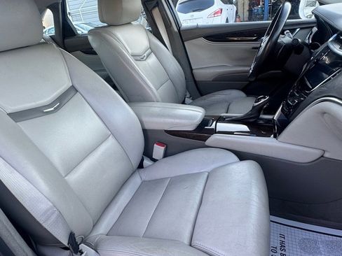 Used 2013 Cadillac XTS Platinum FWD image 10