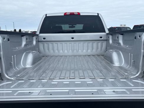 Used 2018 Chevrolet Silverado 1500 LT w/ All Star Edition image 27