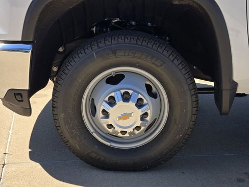 New 2025 Chevrolet Silverado 3500 W/T w/ WT Convenience Package AWD/4WD image 30