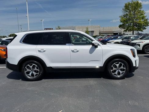 Used 2021 Kia Telluride EX AWD/4WD image 2