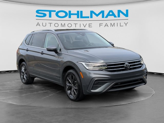 Certified 2023 Volkswagen Tiguan SE FWD image 3