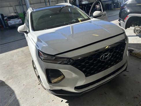 Used 2020 Hyundai Santa Fe Limited image 8