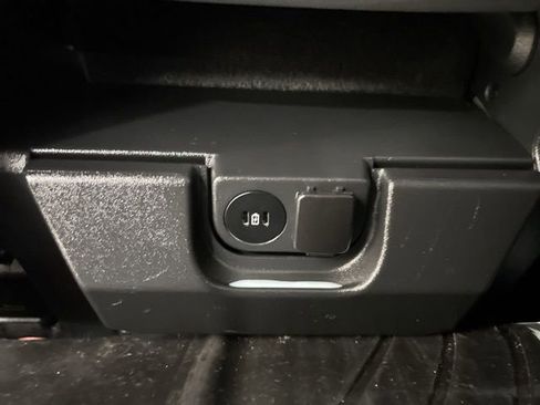 Certified 2023 Ford F350 XL image 18