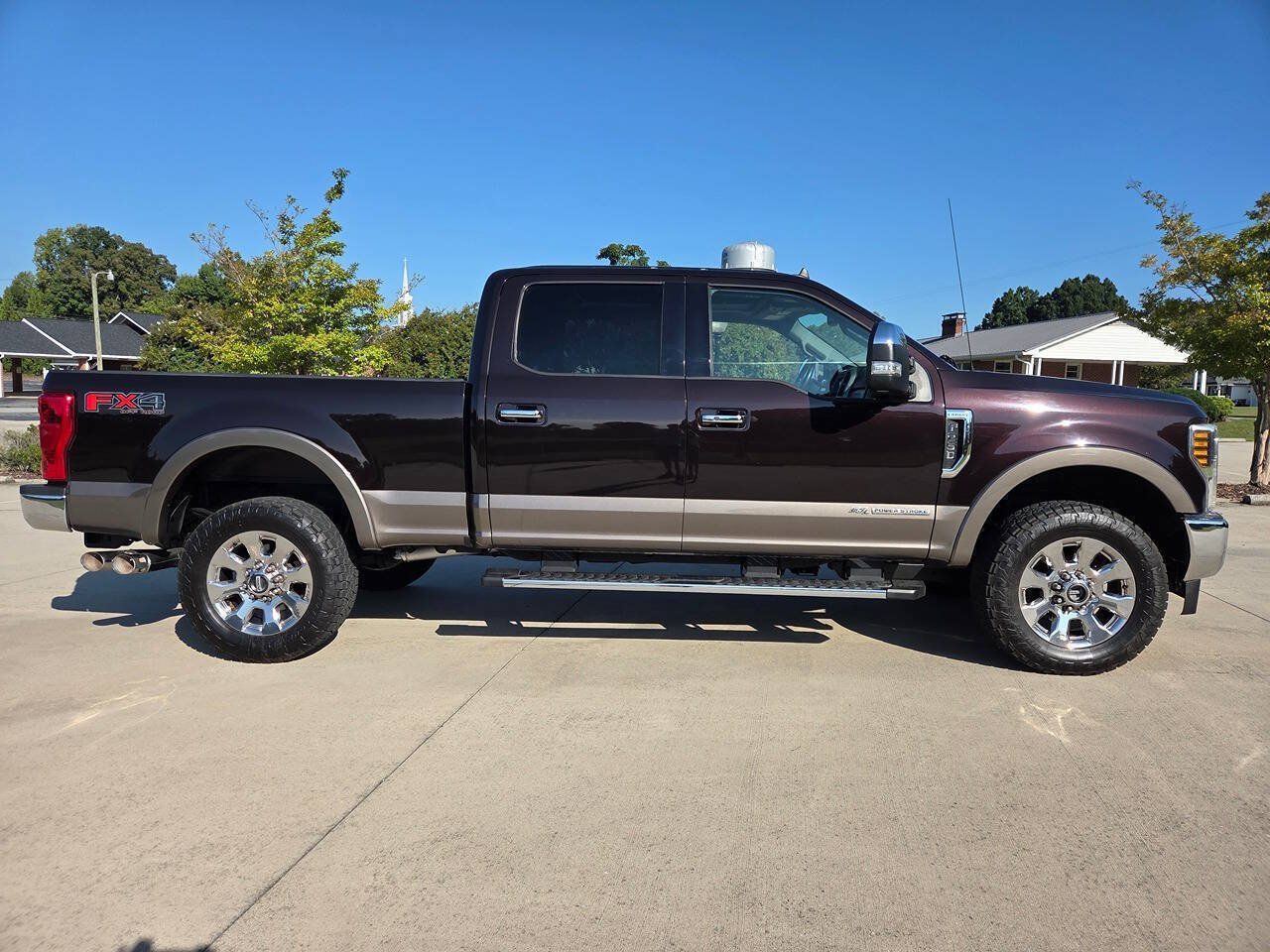 Used 2019 Ford F250 Lariat w/ Lariat Ultimate Package AWD/4WD image 4