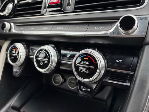 Used 2023 Genesis G70 2.0T AWD/4WD image 31