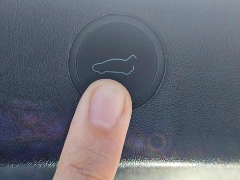 Used 2023 Tesla Model 3 Standard Range RWD image 63