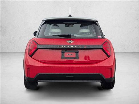 Used 2025 MINI Cooper S image 8
