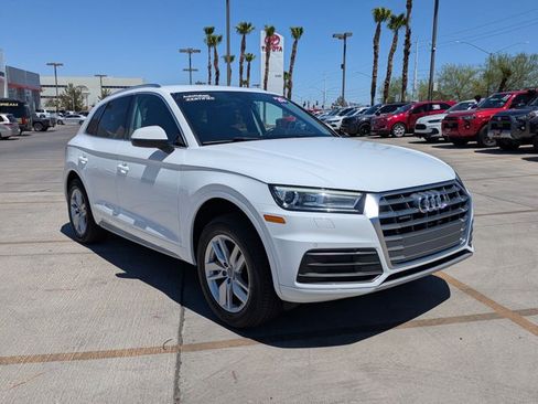Used 2020 Audi Q5 2.0T Premium w/ Convenience Package AWD/4WD image 3