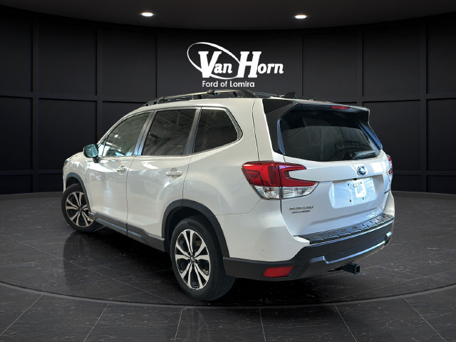 Used 2024 Subaru Forester Limited AWD/4WD image 5