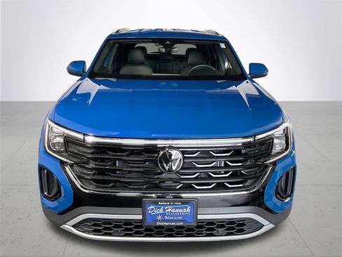 New 2025 Volkswagen Atlas Cross Sport SE image 3
