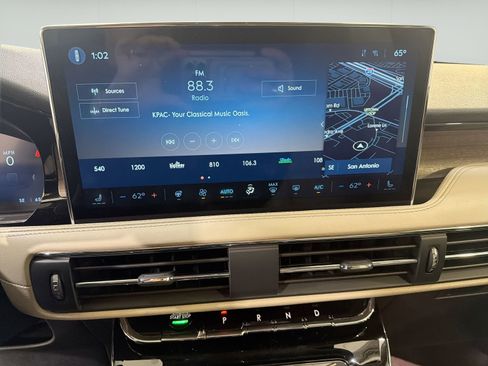 New 2026 Lincoln Corsair Reserve w/ Jet Appearance Package AWD/4WD image 17