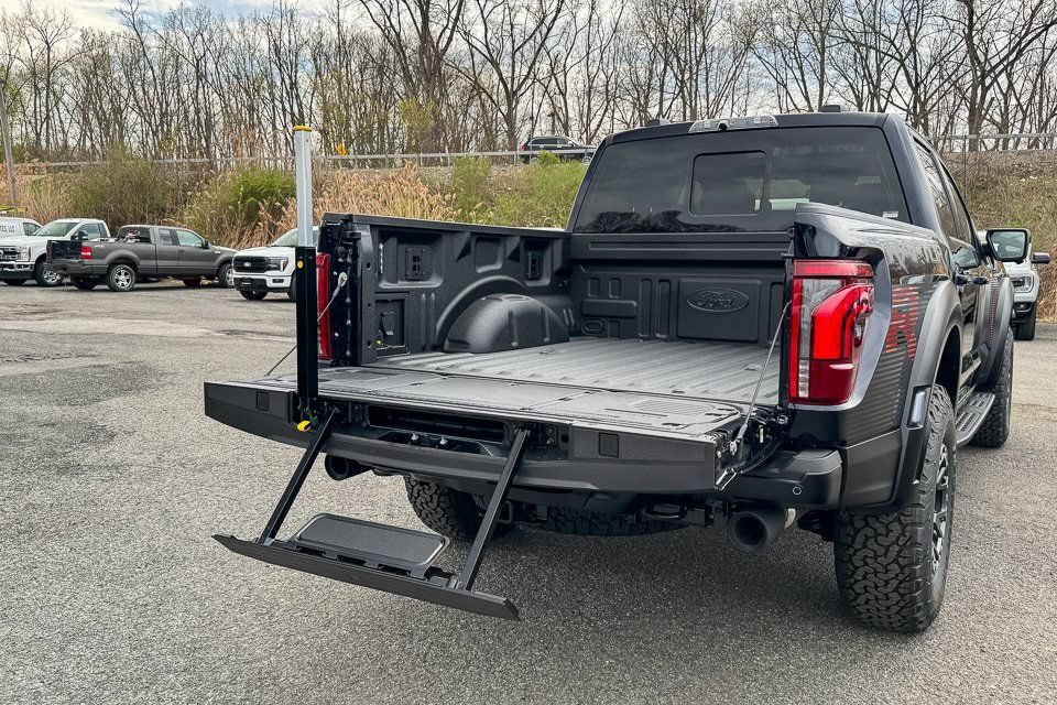 New 2026 Ford F150 Raptor w/ Equipment Group 803A Raptor R AWD/4WD image 30