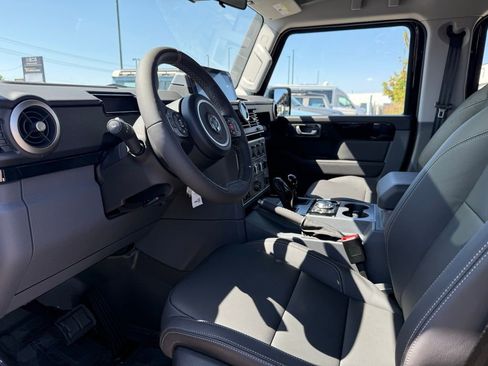 New 2025 INEOS Grenadier AWD/4WD image 11