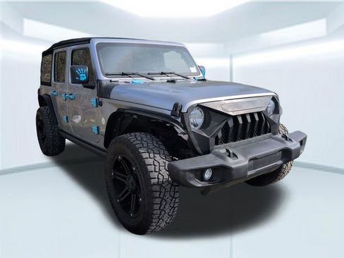 Used 2019 Jeep Wrangler Unlimited Sport S image 4