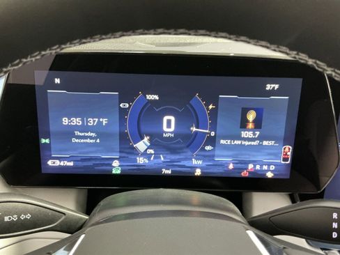 New 2026 Chevrolet Equinox EV LT image 25