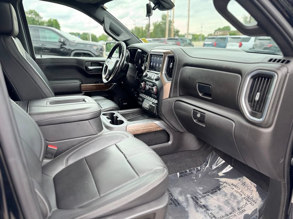 Used 2022 Chevrolet Silverado 1500 High Country w/ Technology Package AWD/4WD image 10