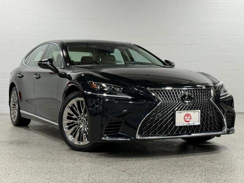 Used 2018 Lexus LS 500 AWD w/ Interior Upgrade Package image 4