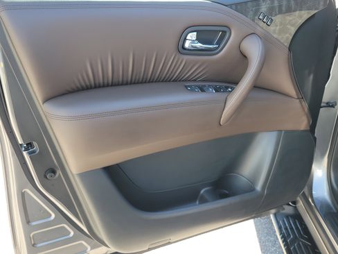 Certified 2021 Nissan Armada Platinum image 22