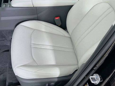 New 2026 Hyundai Sonata Limited image 17