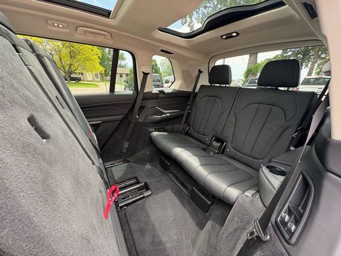 Used 2020 BMW X7 xDrive40i w/ Premium Package AWD/4WD image 28