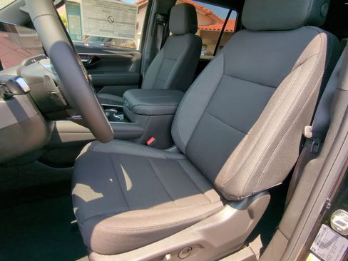 New 2025 Chevrolet Tahoe LS w/ LPO, Dark Essentials Package image 19