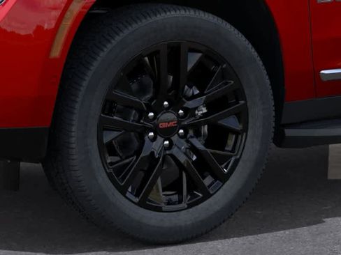 New 2026 GMC Yukon Denali AWD/4WD image 9