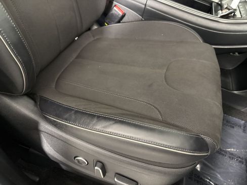 Used 2025 Hyundai Palisade Calligraphy image 34