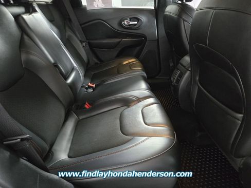 Used 2020 Jeep Cherokee Trailhawk w/ Comfort/Convenience Group image 21