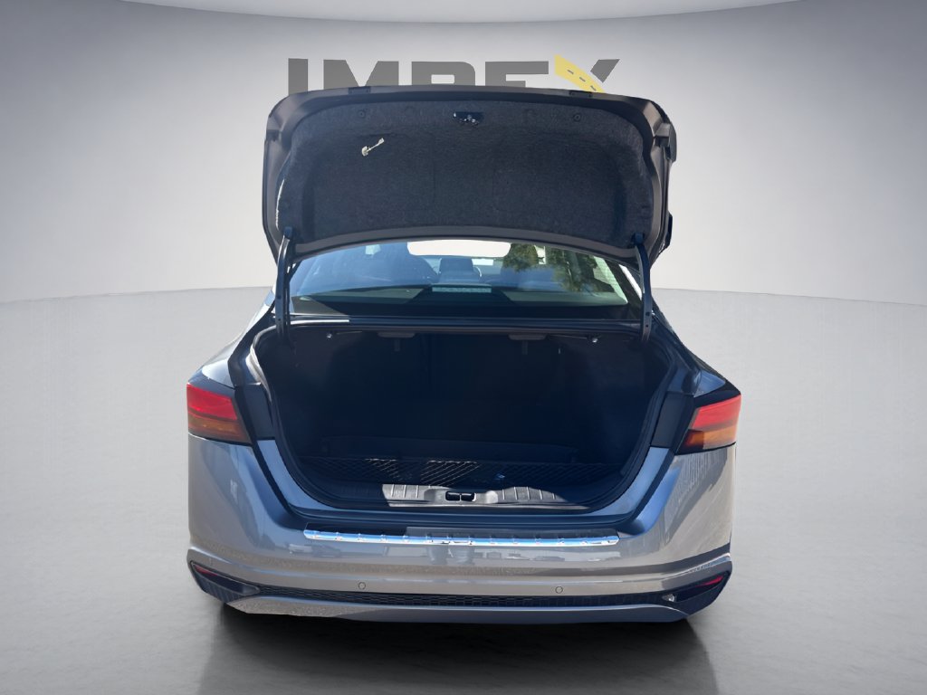 Used 2023 Nissan Altima 2.5 SV FWD image 28