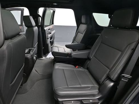 Used 2025 GMC Yukon Denali w/ Sun & Power Step Package AWD/4WD image 41