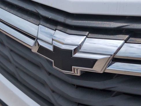 Certified 2023 Chevrolet Equinox LS FWD image 29