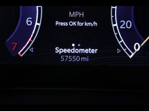 Used 2024 Jeep Grand Cherokee Laredo AWD/4WD image 24