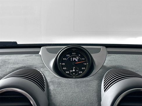 Certified 2024 Porsche 718 Cayman GT4 RS image 25