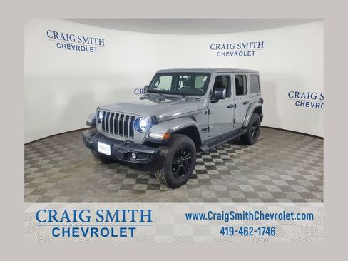 Used 2022 Jeep Wrangler Unlimited Sahara image 1