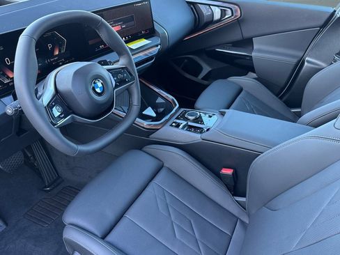 Used 2026 BMW X3 xDrive30 w/ Premium Package image 4