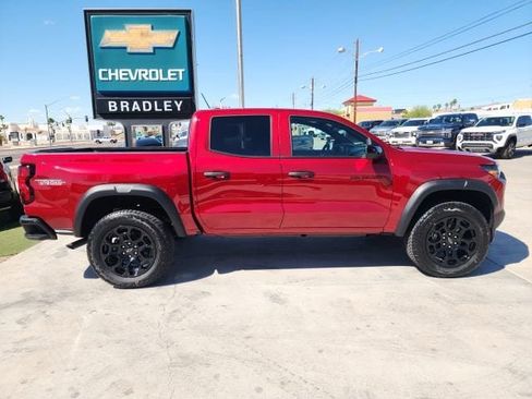 New 2026 Chevrolet Colorado Trail Boss AWD/4WD image 3