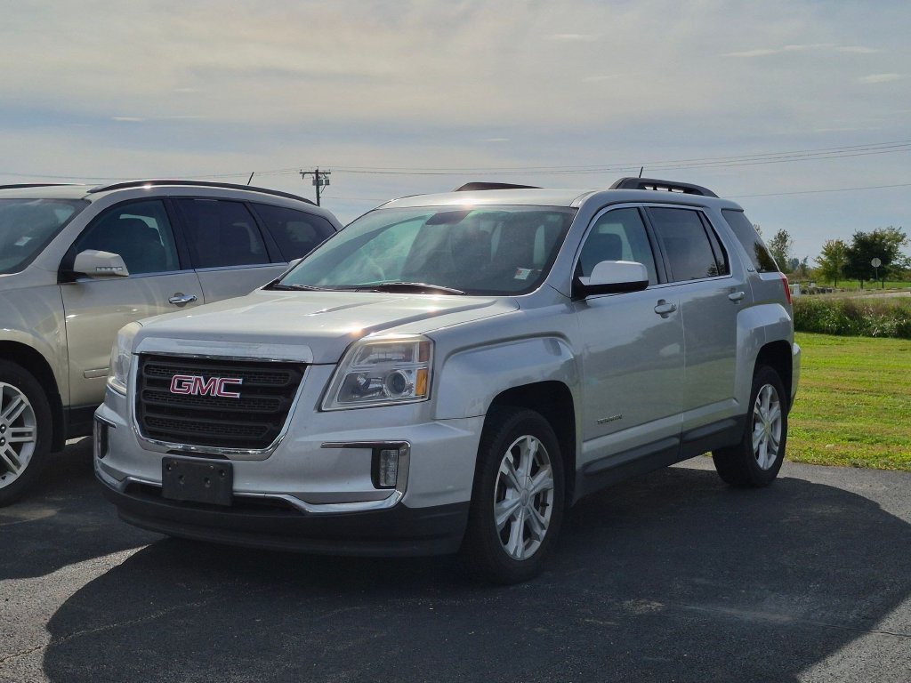 Used 2017 GMC Terrain SLE w/ Convenience Package FWD image 3
