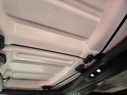 Used 2025 Jeep Wrangler Unlimited Sahara w/ Safety Group AWD/4WD image 27