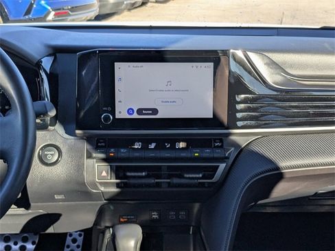 Used 2025 Toyota Camry LE image 16