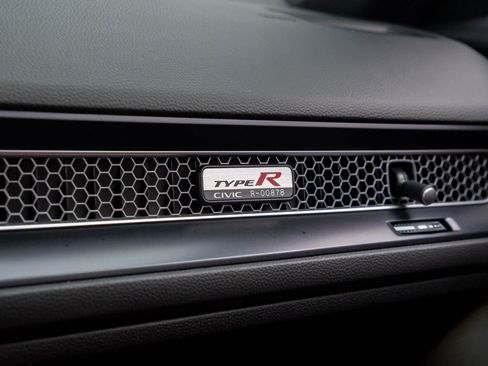 Used 2023 Honda Civic Type R image 27
