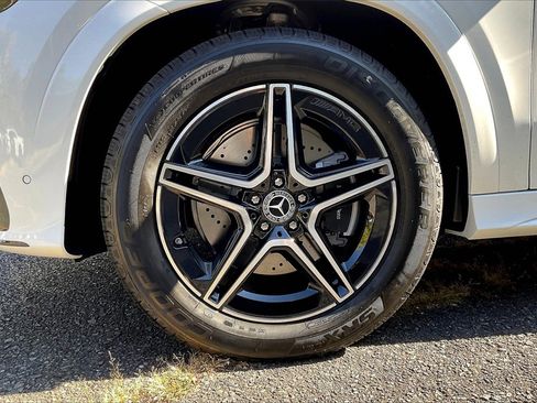 New 2026 Mercedes-Benz GLE 450 4MATIC image 11