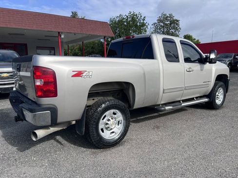 Used 2007 Chevrolet Silverado 2500 LTZ w/ Safety Package image 8