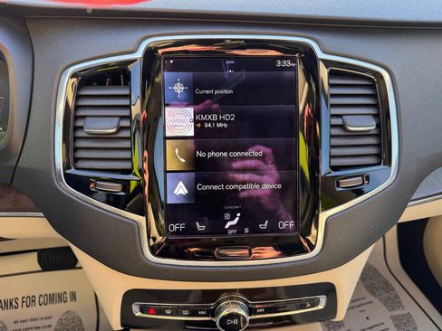 Used 2017 Volvo XC90 T6 Momentum w/ Vision Package image 27