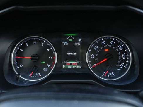 Used 2020 Toyota RAV4 XLE image 20