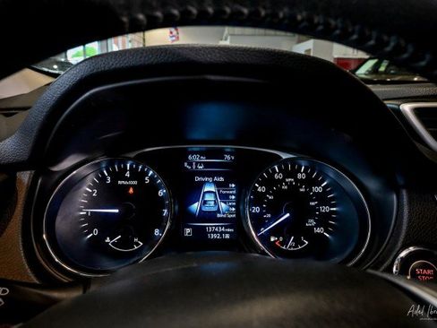 Used 2015 Nissan Rogue SL w/ SL Premium Package AWD/4WD image 28