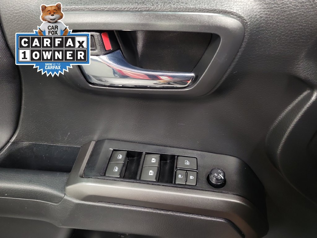 Used 2022 Toyota Tacoma TRD Sport AWD/4WD image 29