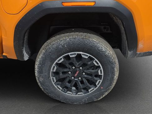 New 2026 GMC Canyon AT4 w/ Technology Plus Package AWD/4WD image 5