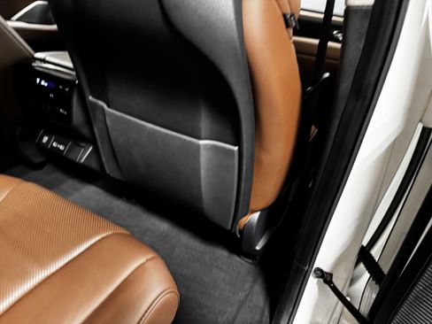 Certified 2023 Acura MDX FWD w/ Technology Package image 42