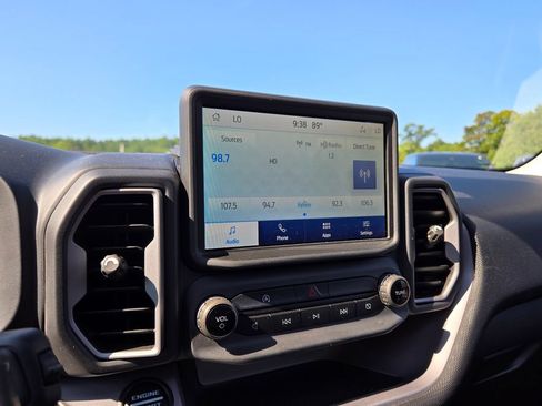 Used 2023 Ford Bronco Sport Outer Banks w/ Tech Package AWD/4WD image 18