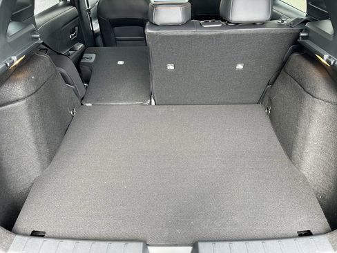 New 2025 Nissan Kicks SR w/ SR Premium Package image 19